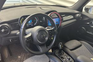 MINI Cooper SE Classic Trim 32 kWh 3-dr #912206