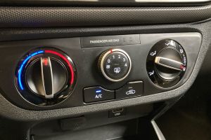 Hyundai i10 Essential MPi #912165